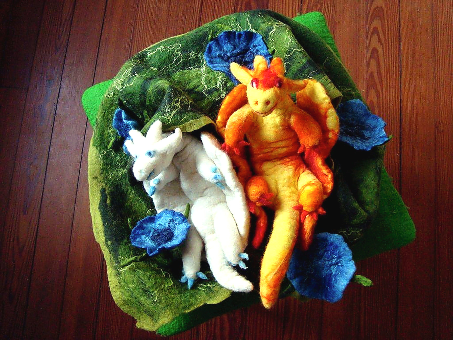 Gefilzter Drache